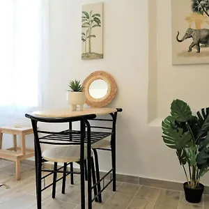 https://le-perchoir-au-pied-de-la-gare-saint-charles.fr-provencehotel.com