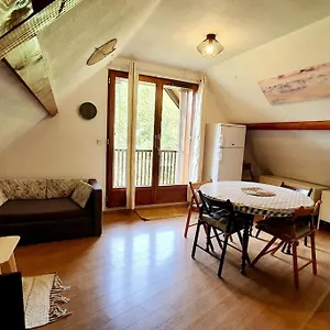 https://bel-appartement-t2-cabine.midi-pyreneeshotels.com